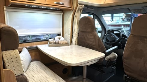 Camper Challenger landelijke camper 