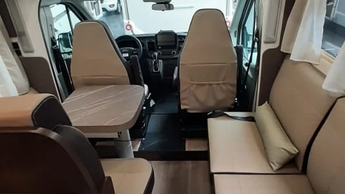 brand new Benimar Cocoon 463 4 persons semi-integrated 2022