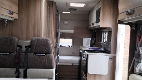 6 berth Swift escape 696 .    