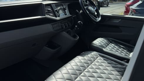 Lola – Volkswagen T6.1 - Ready for adventure on your terms