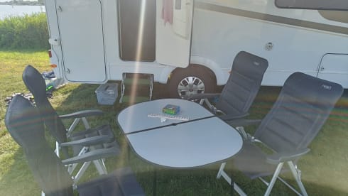 Rupelcamper – 6p Carado alcove from 2019