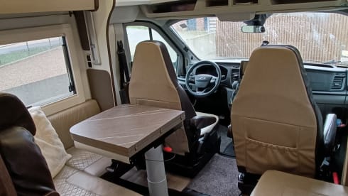 Luxury Ford Cocoon 463 - AUTOMATIC - Winter version - 2022