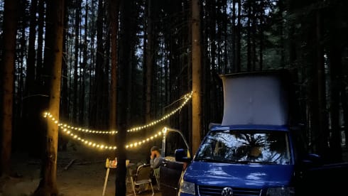 Luft – Volkswagen campervan met 4 slaapplaatsen uit 2007