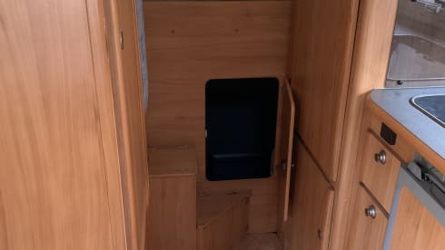 Ons maatje – 6p Adria Mobil alcove from 2004