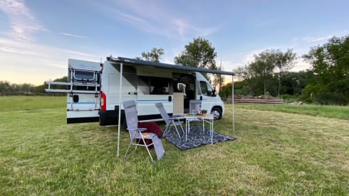 Duke 1 – Brand new campervan for 4 people
