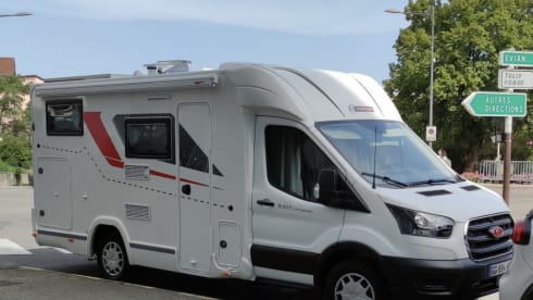 Sylvie – GUT AUSGESTATTETE CAMPINGWAGENVERMIETUNG