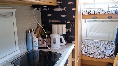 Dethleffs gezincamper 4 personen met airconditioning.  – 5p Dethleffs Alcove from 2001