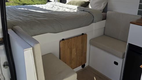 Bravo – 2p off-grid camper (conversion 2024)