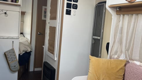 Ellie the Elddis – 2 Berth Ellie the Elddis - Spacious, Quirky Motorhome for Two Near Glasgow