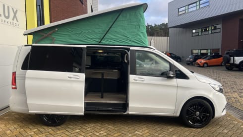 Marco Polo – 4p Mercedes-Benz bus from 2020