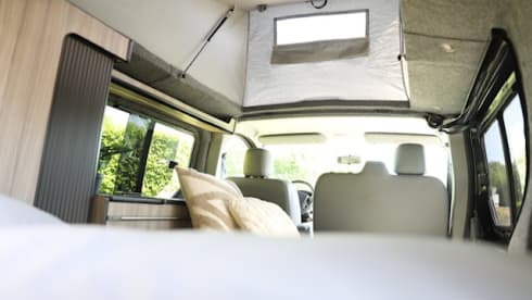 5-person Nissan Camper diesel Automatic from 2011