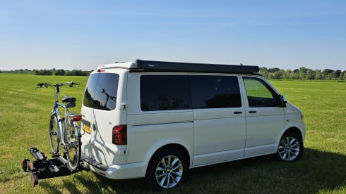 VW T5 Camper 4 persons 