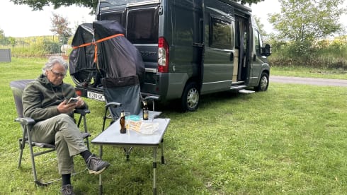 SUPER BUS CAMPER KNAUS BOXSTAR WITH CARRIER FOR ELECTRIC BIKES