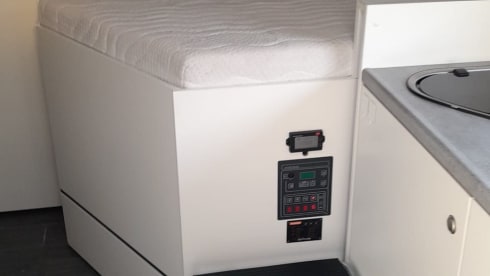 Zeer ruime nette camper – 4p Fiat semi-integrated from 2004