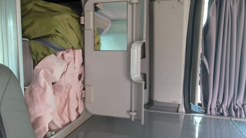 Seamus – 4 berth Volkswagen campervan from 2006