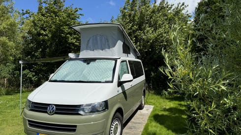 Volkswagen  – Volkswagen camper bus 