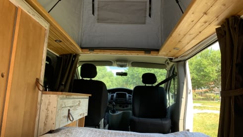 KIWI  7 – Opel Vivaro (ECO) bus camper . completely self-sufficient