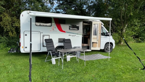 2p Bürstner semi-integrated from 2019