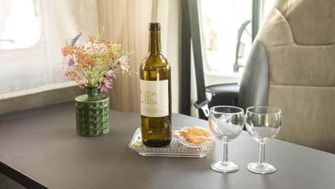 Book now new fiat 180hp for rent