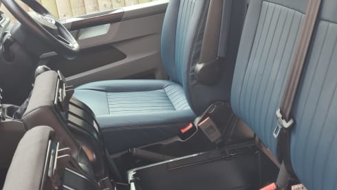 Drive 'The Falcon' - Our 4 berth *heated* T6.1 VW campervan 