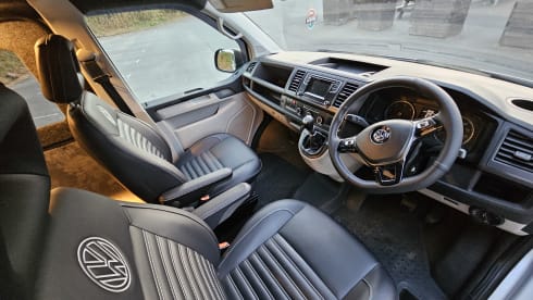Silverline Swamper – 4 berth Volkswagen campervan from 2018