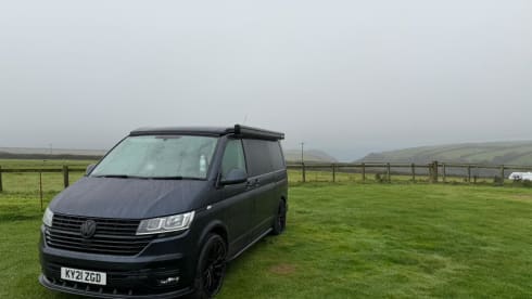 Seymour  – Luxury 2021 VW high spec campervan with flexible collection/drop-off