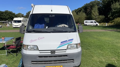 Oude dame – 2p Adria Mobil bus uit 1997