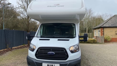 Frankie –  Frankie 6 berth Roller Team 