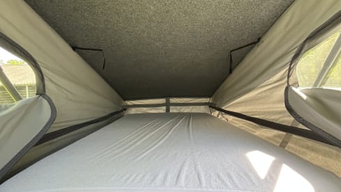 P-458-JD – 4p Fixxter campervan from 2022