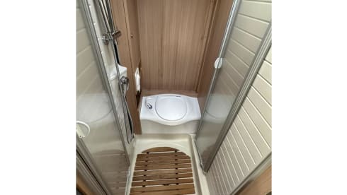 Goldy – 4P Integrale camper, Burstner, gold