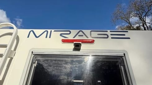 Complete spacious camper Fiat Ducato Mirage 6 persons