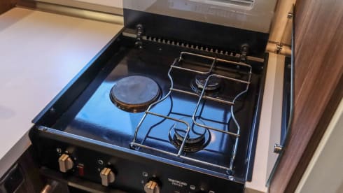 The memory maker  – Stilvolles Benimar Mileo mit 4 Schlafplätzen, kostenloses WLAN, flexible Abholung/Rückgabe