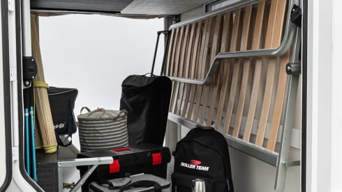 Bavarian Camper 3 – Mega-Raumwunder mit bis zu 8 Betten und großer Heckgarage