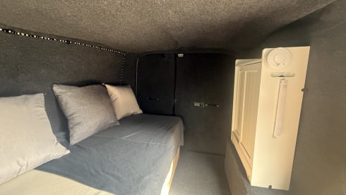 Campervan Stealth a 2 posti letto