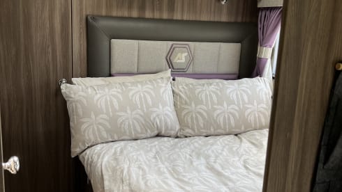 The Breeze – Comfortable, spacious and well equipped motorhome.