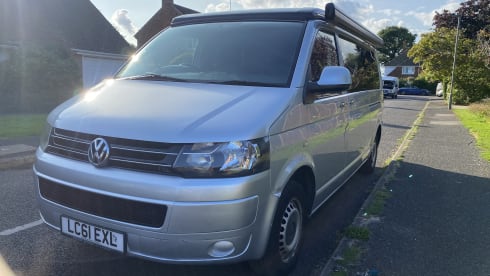 4 berth Volkswagen campervan 2011
