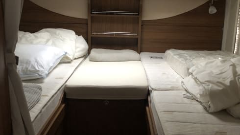 Hoofddorp  – Luxurious and well-maintained 2p Hymer from 2019 - Automatic