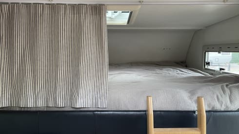 Coco  – 6 person family camper with air conditioning