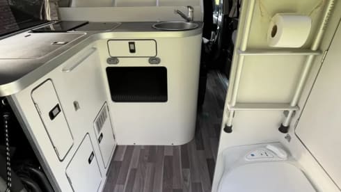 Ford Nugget Plus hoogdak 2018 mountain edition – 5p Ford Nugget Plus Westfalia campervan hoogdak uit 2018