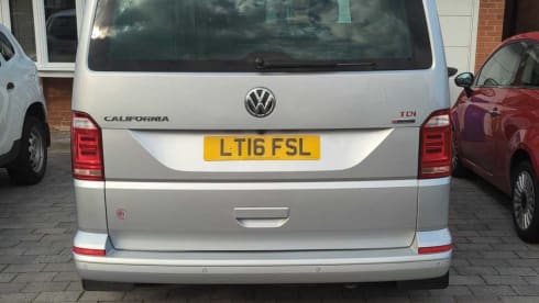 Rocky California  – 4 berth Volkswagen California Ocean bus from 2016