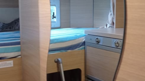 Ambrogio e Cristiana – Three children, a dog, desire for freedom