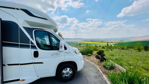 Gezinscamper – Family camper 5 people - luxurious & complete