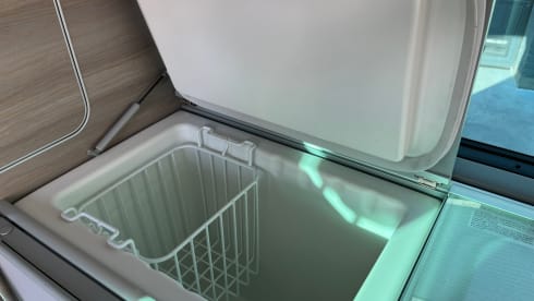 Kik – 2p Volkswagen campervan uit 2014