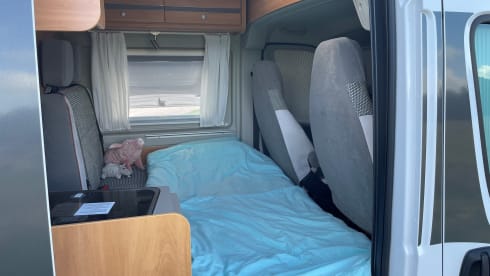 2-person Pössl bus from 2023