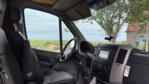 Luna, jouw compacte huis op wielen vol vrijheid! – 2p Volkswagen bus from 2013