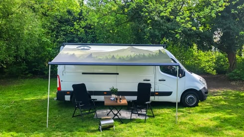 Camper beleving – 2p offgrid luxury - Renault Master L3H2