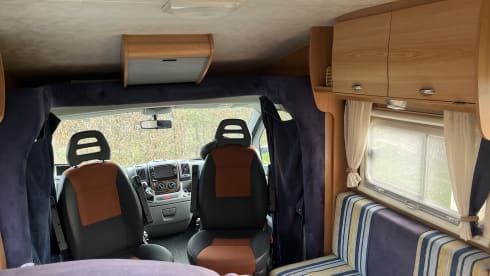 Schöner, geräumiger Camper für 2 Personen