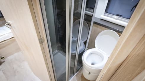 Camper Citroën Siena - 6 people