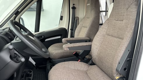 6-person super de luxe all-inclusive Bürstner Lyseo Time 22-03-2021