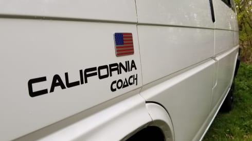 white house! Go on an unforgettable road trip with this T4 Westfalia!